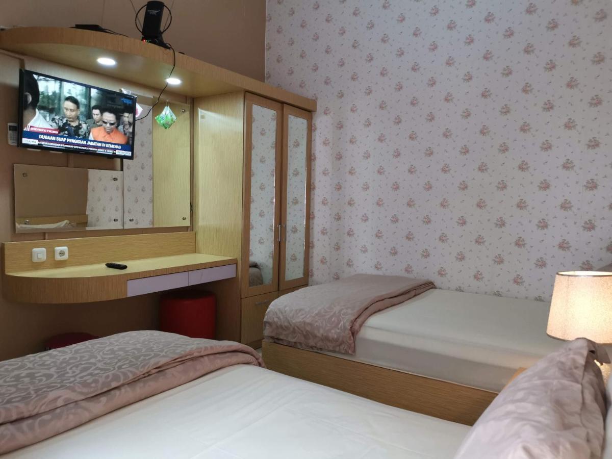 Nariska Suite Homestay Yogyakarta Exteriör bild