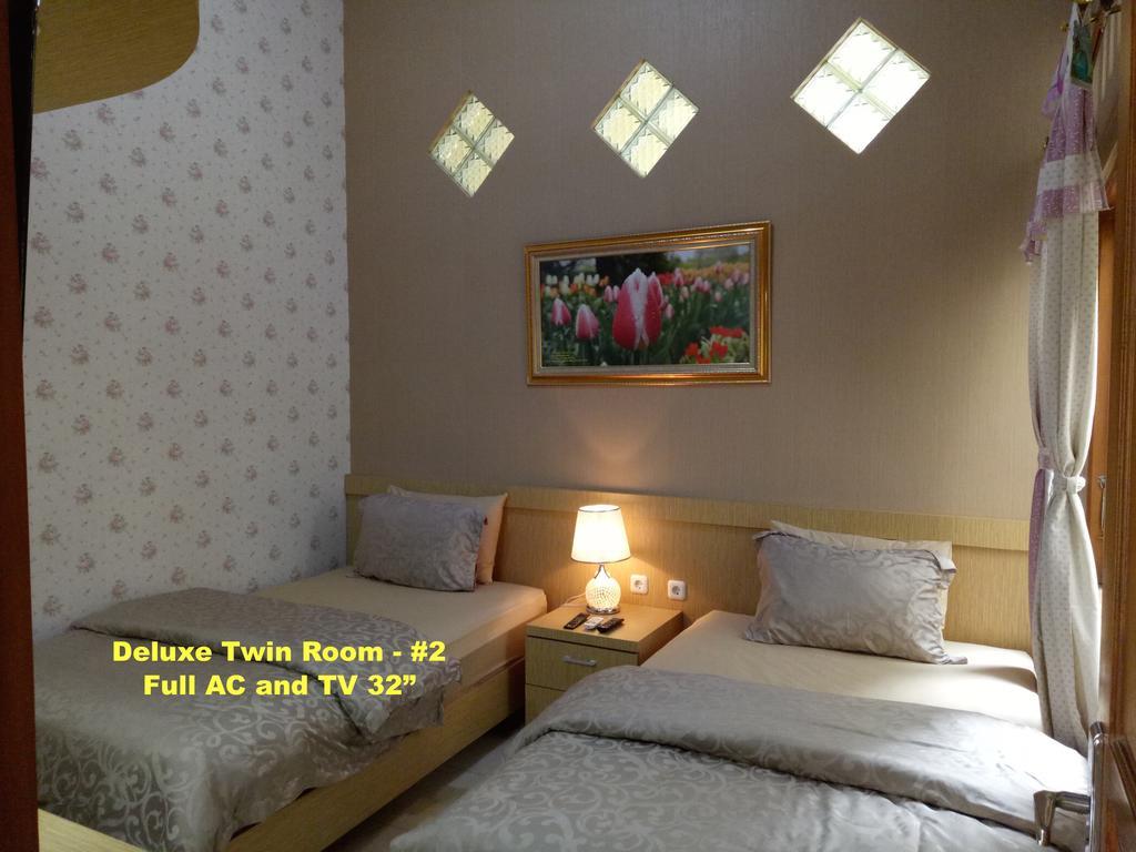 Nariska Suite Homestay Yogyakarta Exteriör bild